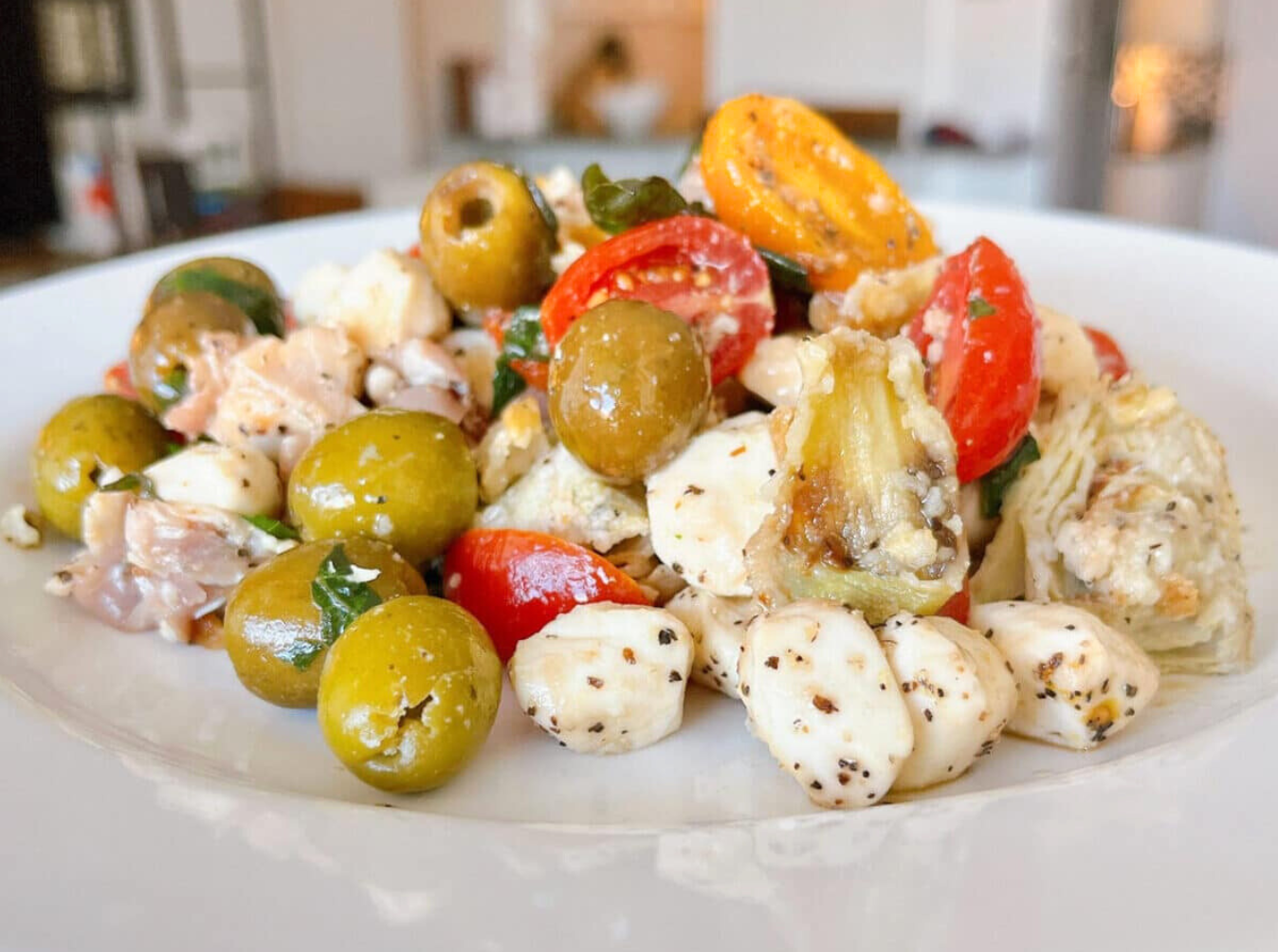 Caprese Salad With Prosciutto and Fried Artichokes