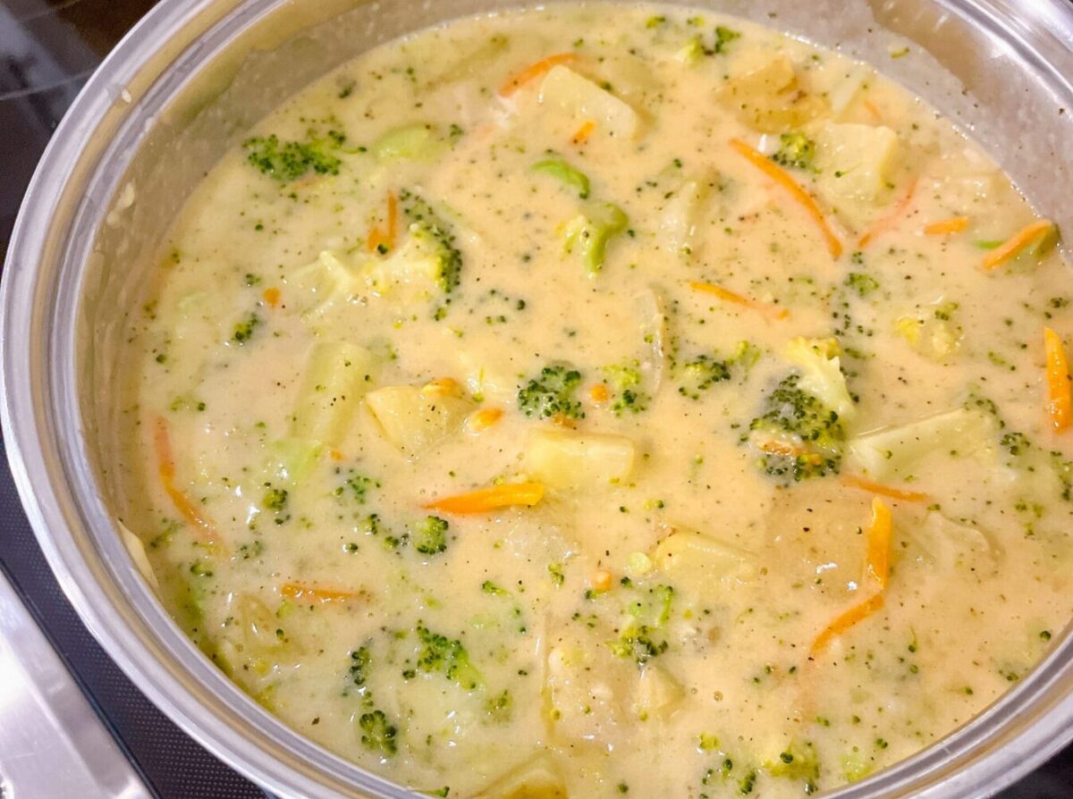 Loaded Broccoli Potato Soup Soup Recipes Butter Be Tasty