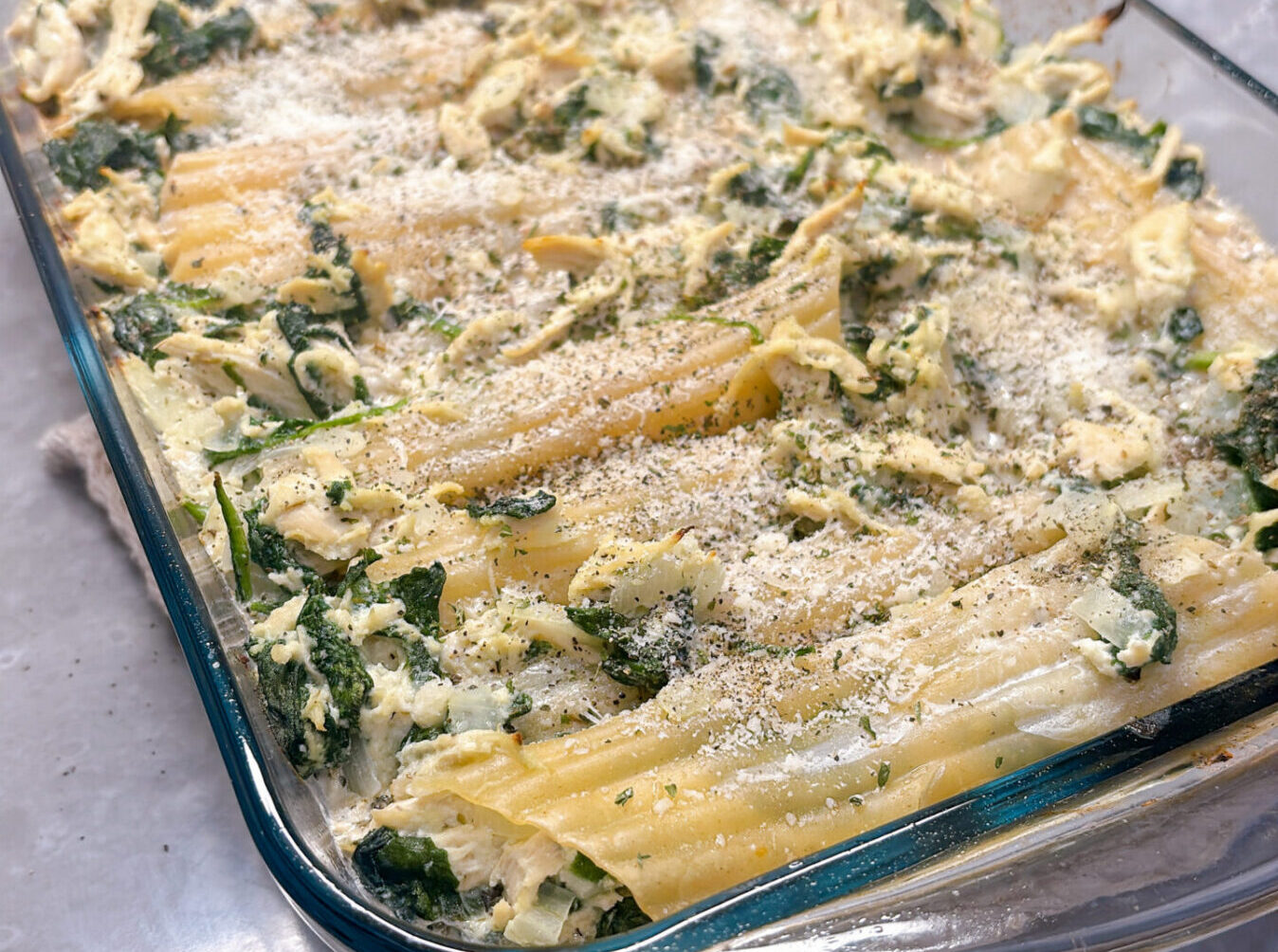 Creamy Ricotta Spinach and Chicken Cannelloni