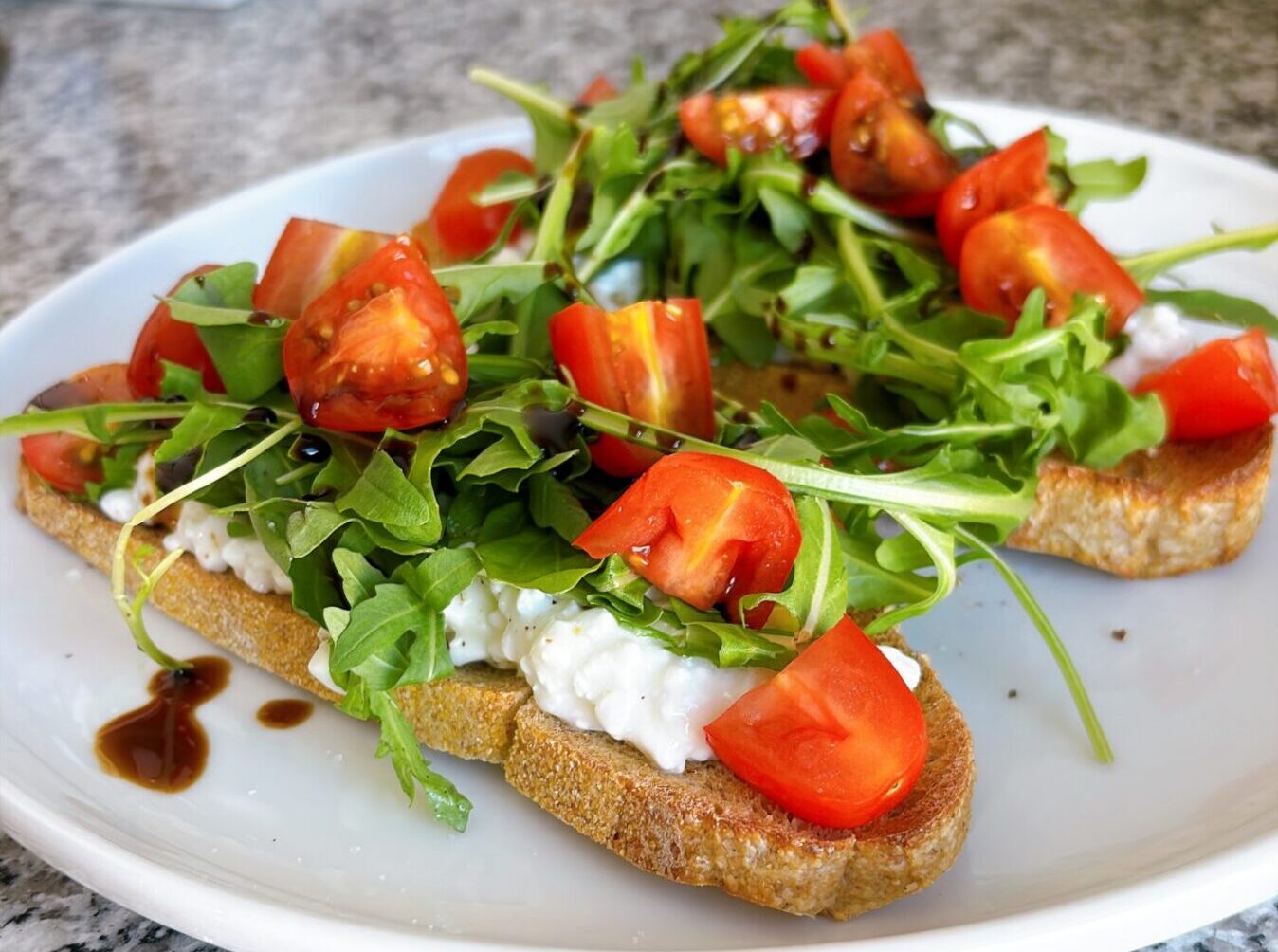 Arugula and Cottage Cheese Toast